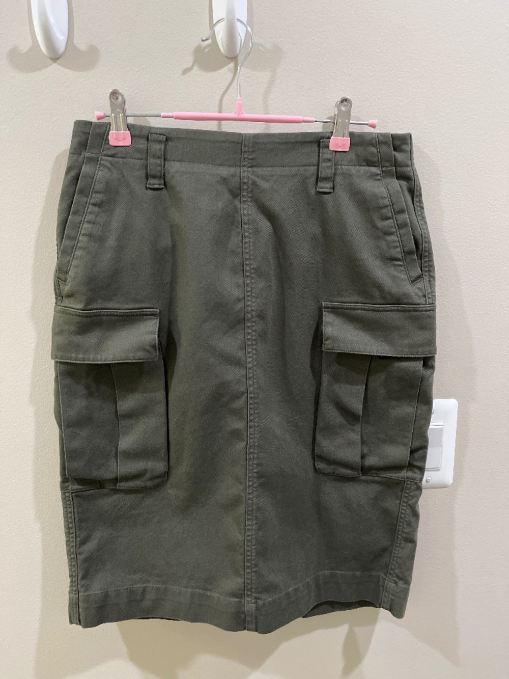 Vince. olive green utility skirt